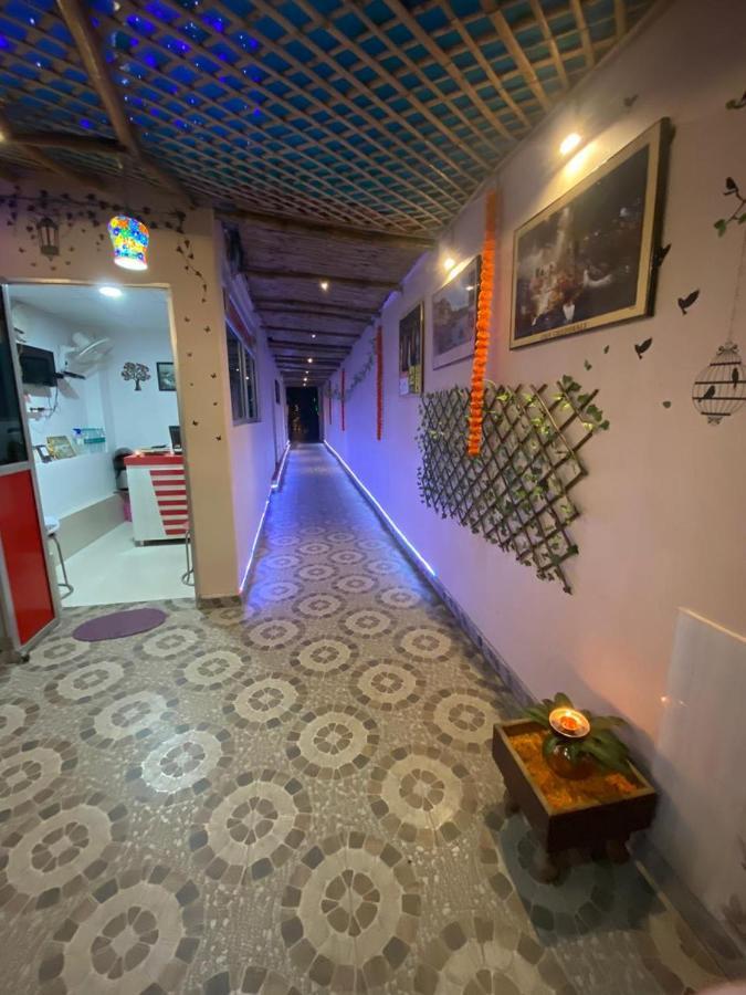 The Sunaina Hotel Varanasi Ngoại thất bức ảnh