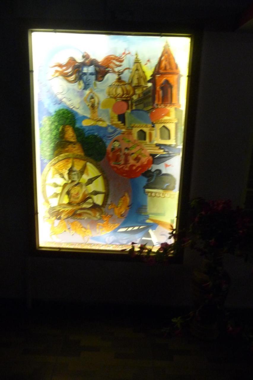 The Sunaina Hotel Varanasi Ngoại thất bức ảnh